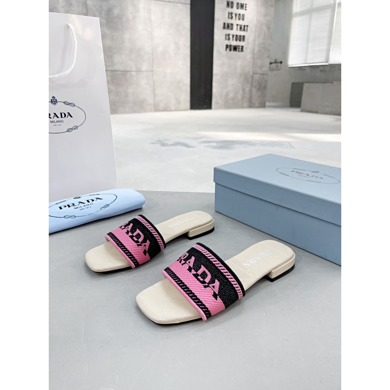 Pra*a slippers